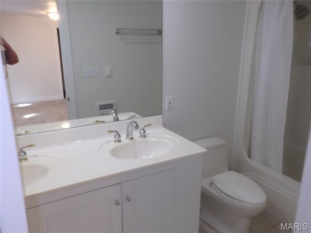 7205 Dorset Avenue, University City, MO 63130