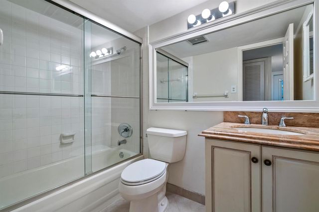 911 Gardenia Drive 153, Delray Beach, FL 33483