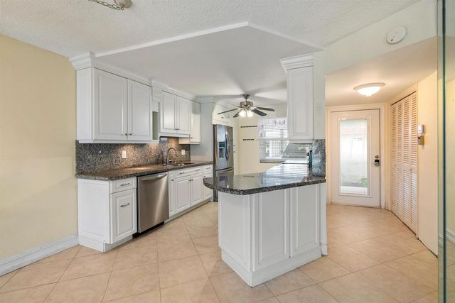 911 Gardenia Drive 153, Delray Beach, FL 33483