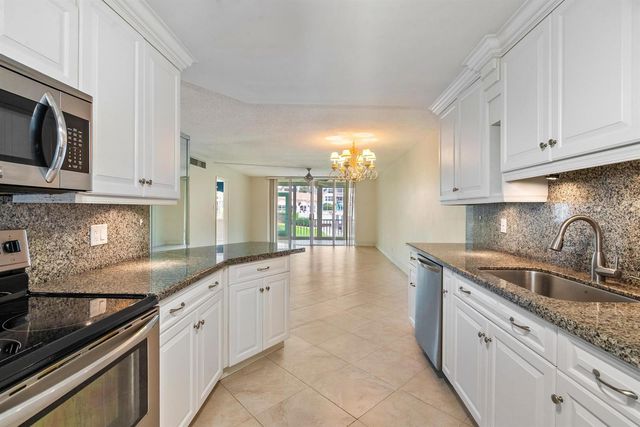 911 Gardenia Drive 153, Delray Beach, FL 33483