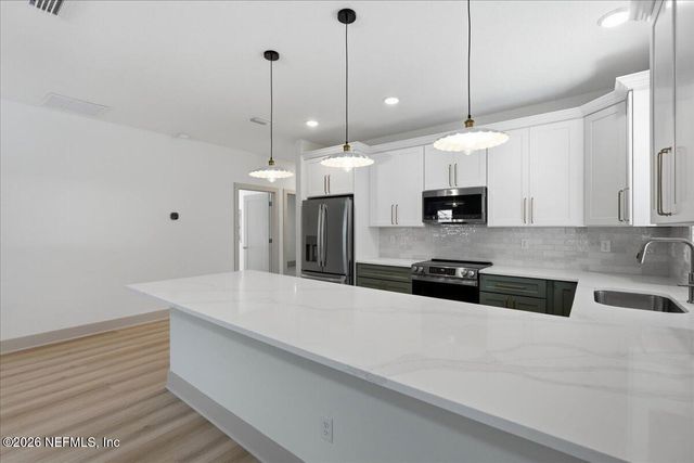 716 W 6TH Street, St. Augustine, FL 32084