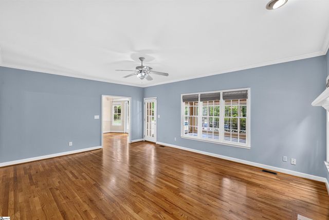 431 Willowbrook Drive, Spartanburg, SC 29307