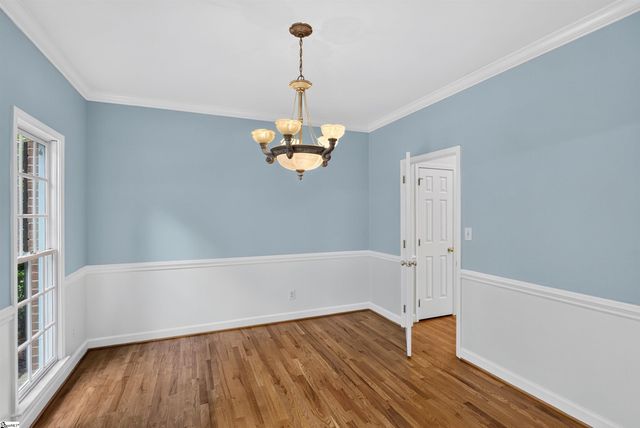 431 Willowbrook Drive, Spartanburg, SC 29307