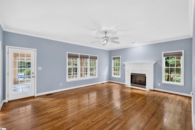 431 Willowbrook Drive, Spartanburg, SC 29307