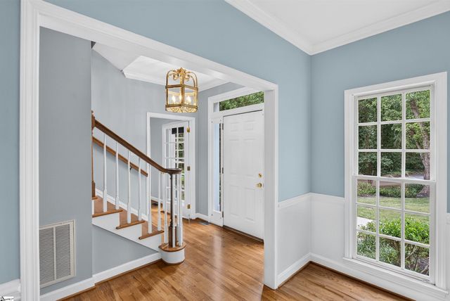 431 Willowbrook Drive, Spartanburg, SC 29307