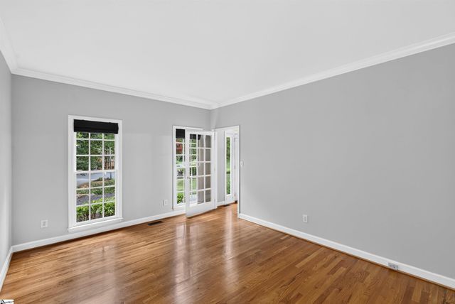 431 Willowbrook Drive, Spartanburg, SC 29307