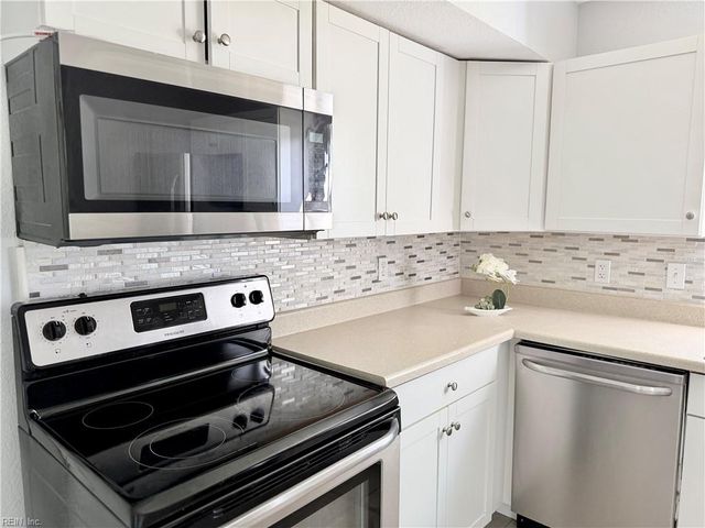 1008 Rowe ST, Hampton, VA 23669