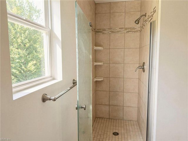 1008 Rowe ST, Hampton, VA 23669