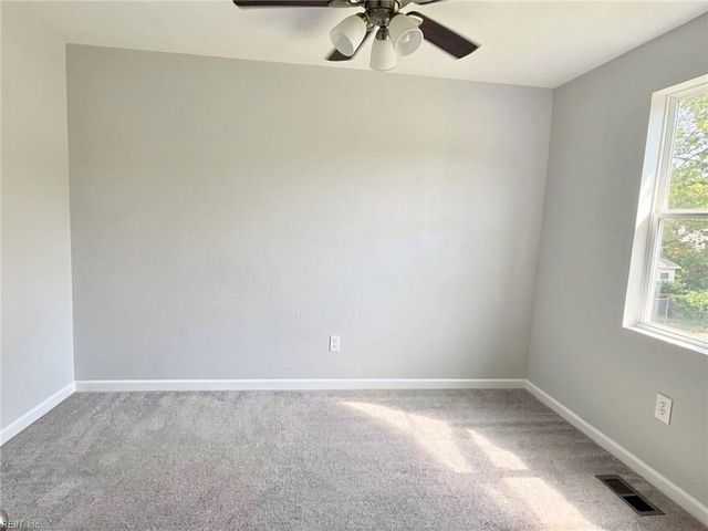 1008 Rowe ST, Hampton, VA 23669