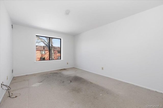 99 S Park Avenue 314, Rockville Centre, NY 11570