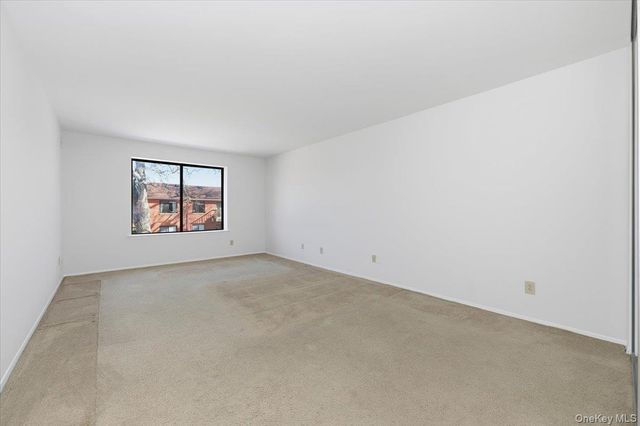 99 S Park Avenue 314, Rockville Centre, NY 11570