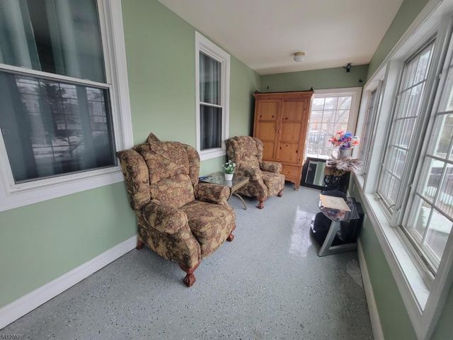 71 Parker Rd, Elizabeth City, NJ 07208