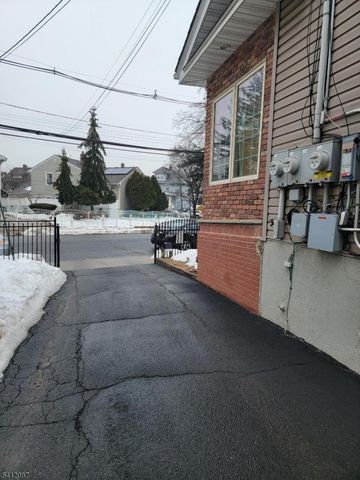 71 Parker Rd, Elizabeth City, NJ 07208