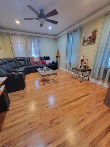 71 Parker Rd, Elizabeth City, NJ 07208