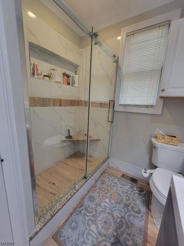 71 Parker Rd, Elizabeth City, NJ 07208