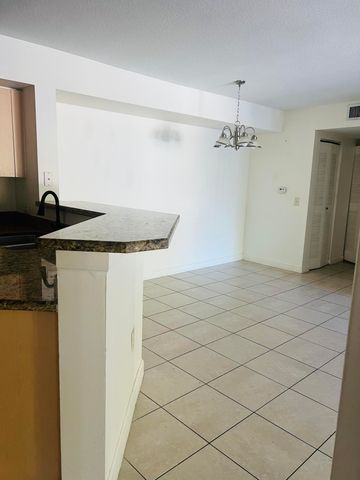 4211 San Marino Boulevard 201, West Palm Beach, FL 33409