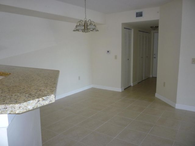 4211 San Marino Boulevard 201, West Palm Beach, FL 33409