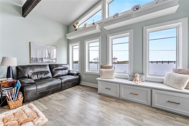 32 River Road, Lake Charles, LA 70601