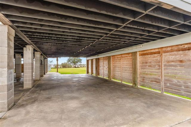 32 River Road, Lake Charles, LA 70601