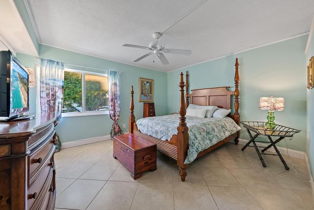 1561 NE 12th Terrace C-14, Jensen Beach, FL 34957