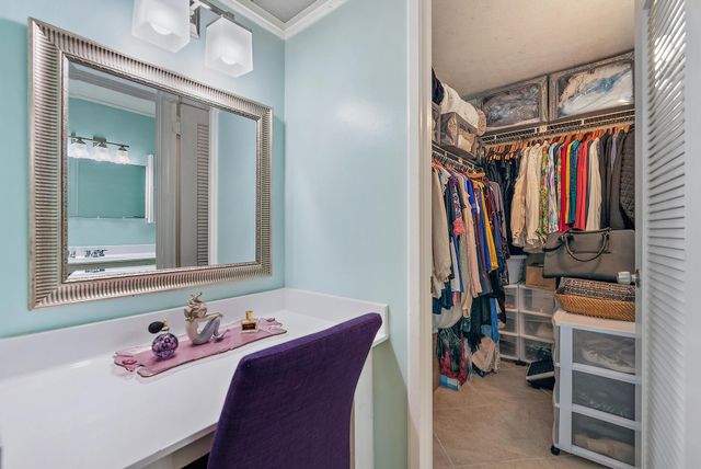 1561 NE 12th Terrace C-14, Jensen Beach, FL 34957