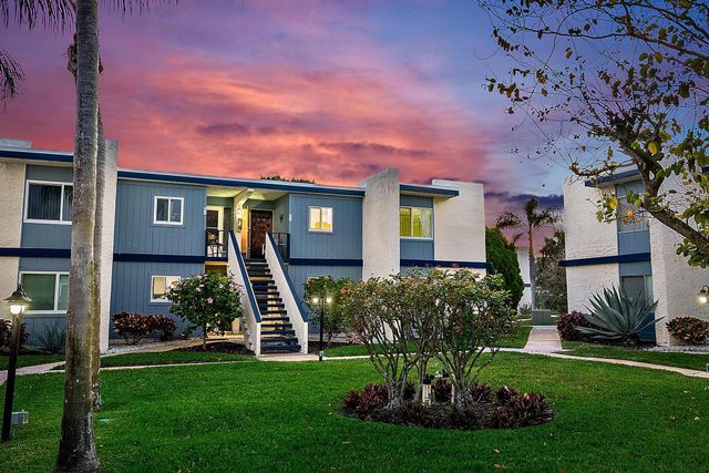 1561 NE 12th Terrace C-14, Jensen Beach, FL 34957