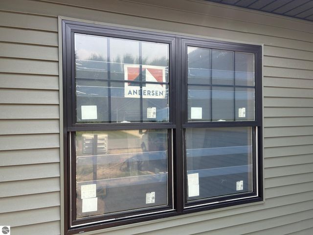 4054 Center Farm Lane, Traverse City, MI 49685