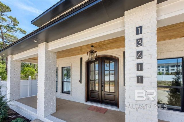 13611 Zodiac Drive, Pensacola, FL 32507