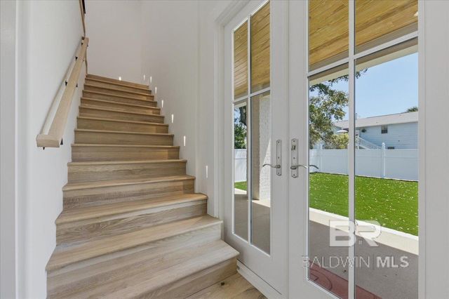 13611 Zodiac Drive, Pensacola, FL 32507