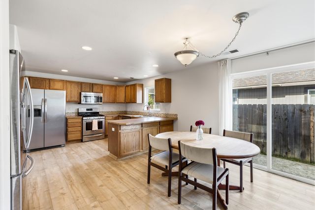 20090 Mount Faith Place, Bend, OR 97702