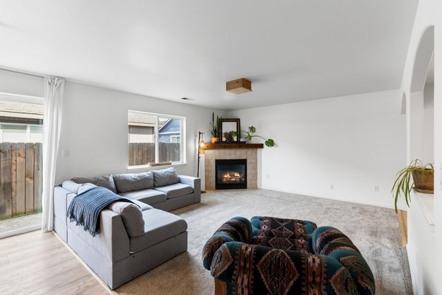 20090 Mount Faith Place, Bend, OR 97702