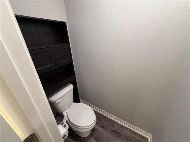 6025 W Quinn Street, Fayetteville, AR 72704