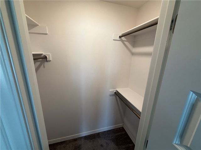 6025 W Quinn Street, Fayetteville, AR 72704