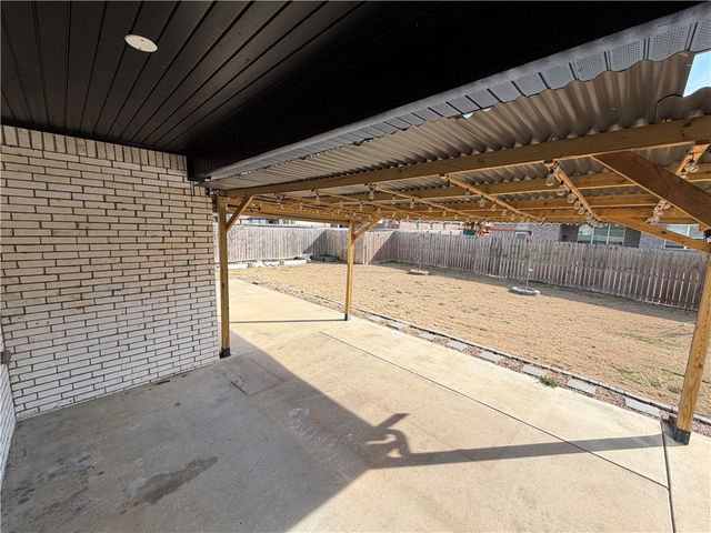 6025 W Quinn Street, Fayetteville, AR 72704