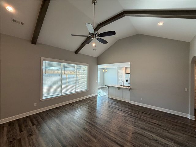 6025 W Quinn Street, Fayetteville, AR 72704