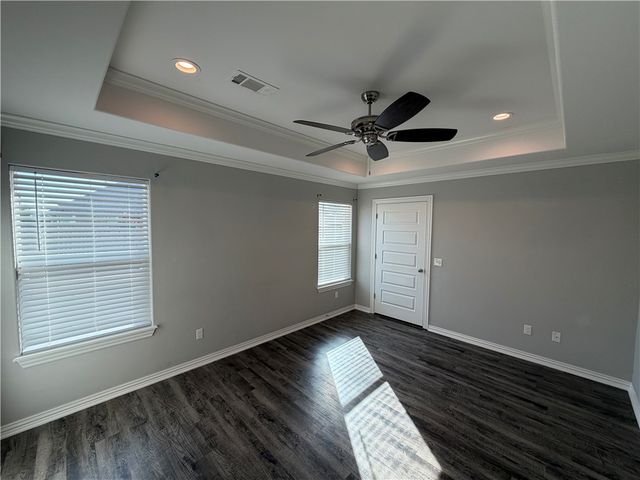 6025 W Quinn Street, Fayetteville, AR 72704