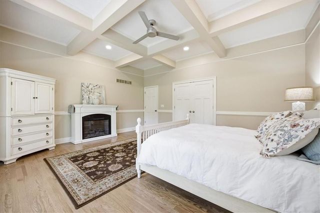 15275 Long Street, Overland Park, KS 66221