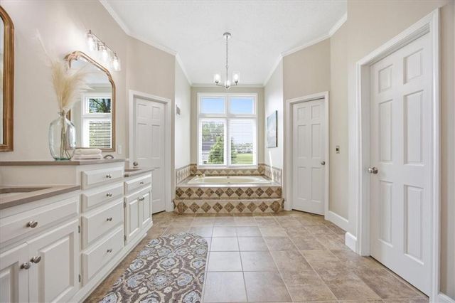 15275 Long Street, Overland Park, KS 66221