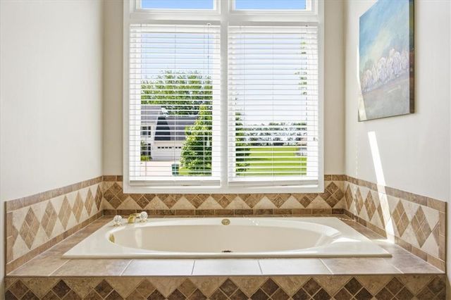 15275 Long Street, Overland Park, KS 66221