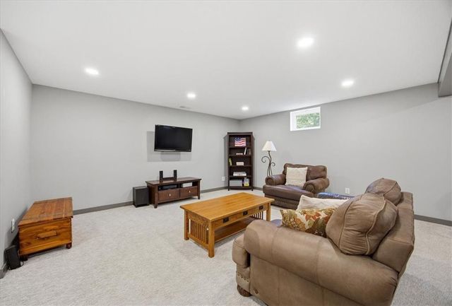 15275 Long Street, Overland Park, KS 66221