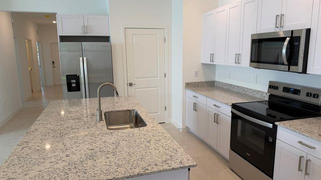 1872 NW 6th Court, Pompano Beach, FL 33069