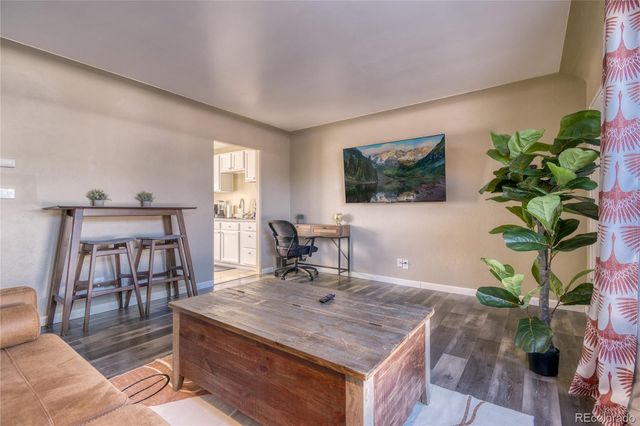 1418 Ironton Street, Aurora, CO 80010