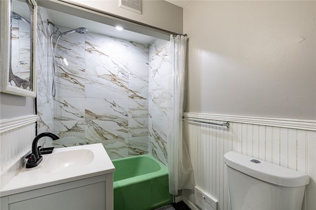 333 Raines Park, Rochester, NY 14613