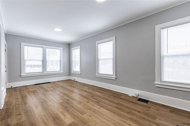 333 Raines Park, Rochester, NY 14613