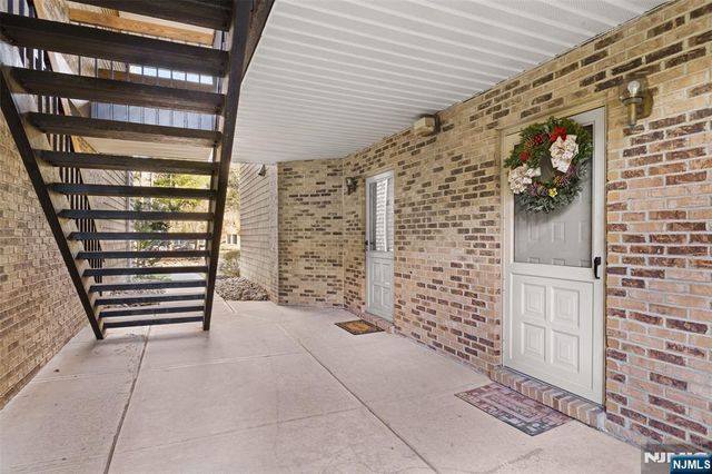 5 Tulip Crescent 1C, Little Falls, NJ 07424