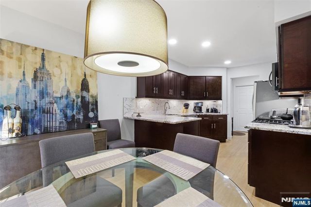 5 Tulip Crescent 1C, Little Falls, NJ 07424