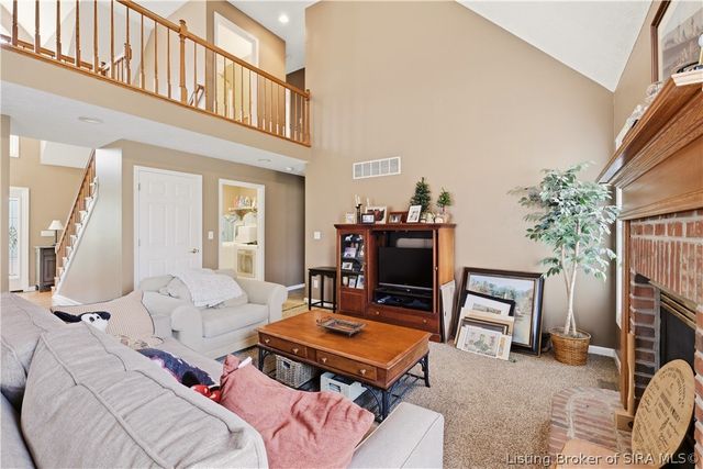 3302 Cobblers Court, New Albany, IN 47150