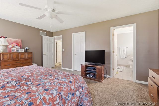 3302 Cobblers Court, New Albany, IN 47150