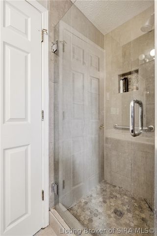 3302 Cobblers Court, New Albany, IN 47150