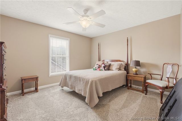 3302 Cobblers Court, New Albany, IN 47150